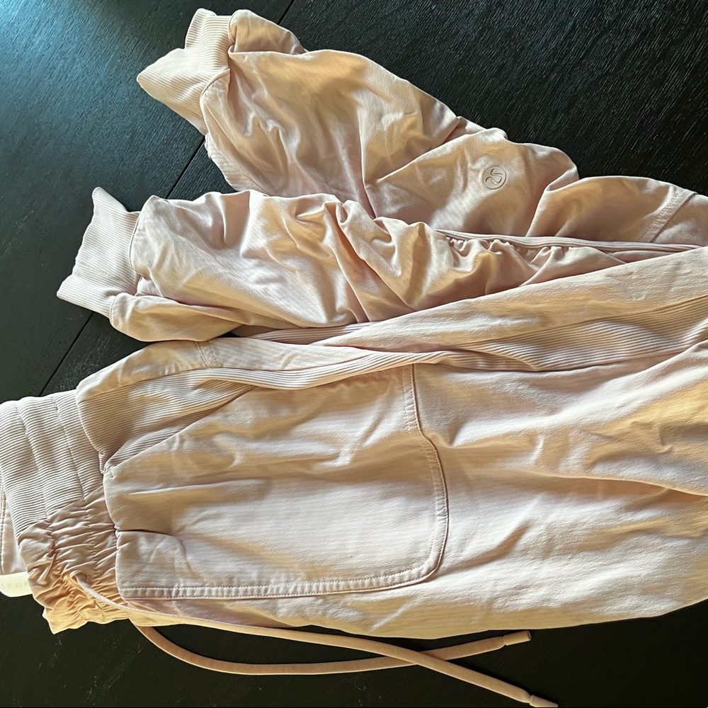 Lululemon Dance Studio Joggers Size 0
